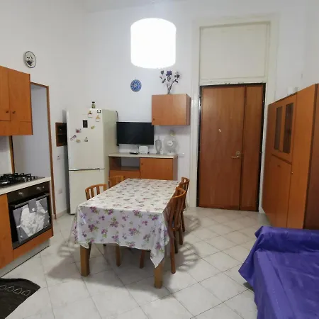 Rossetti House 15 Apartment